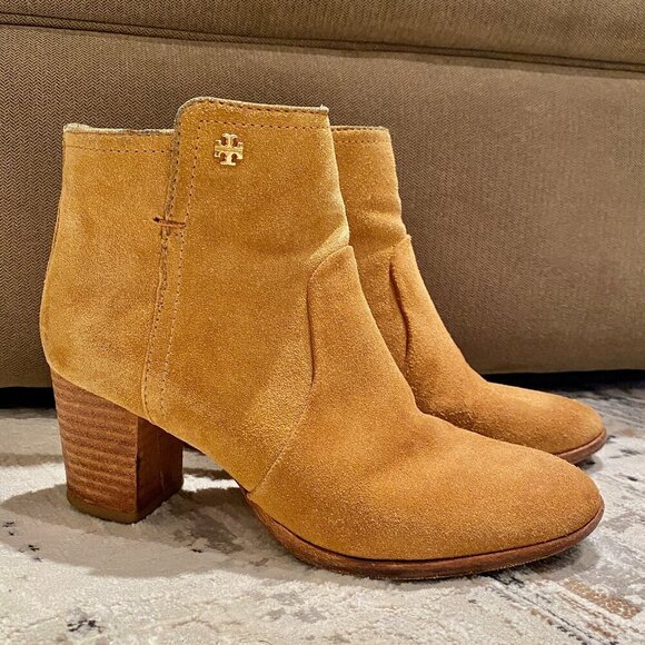 Tory Burch Tan Suede Stacked Heel Ankle Booties - Picture 1 of 12